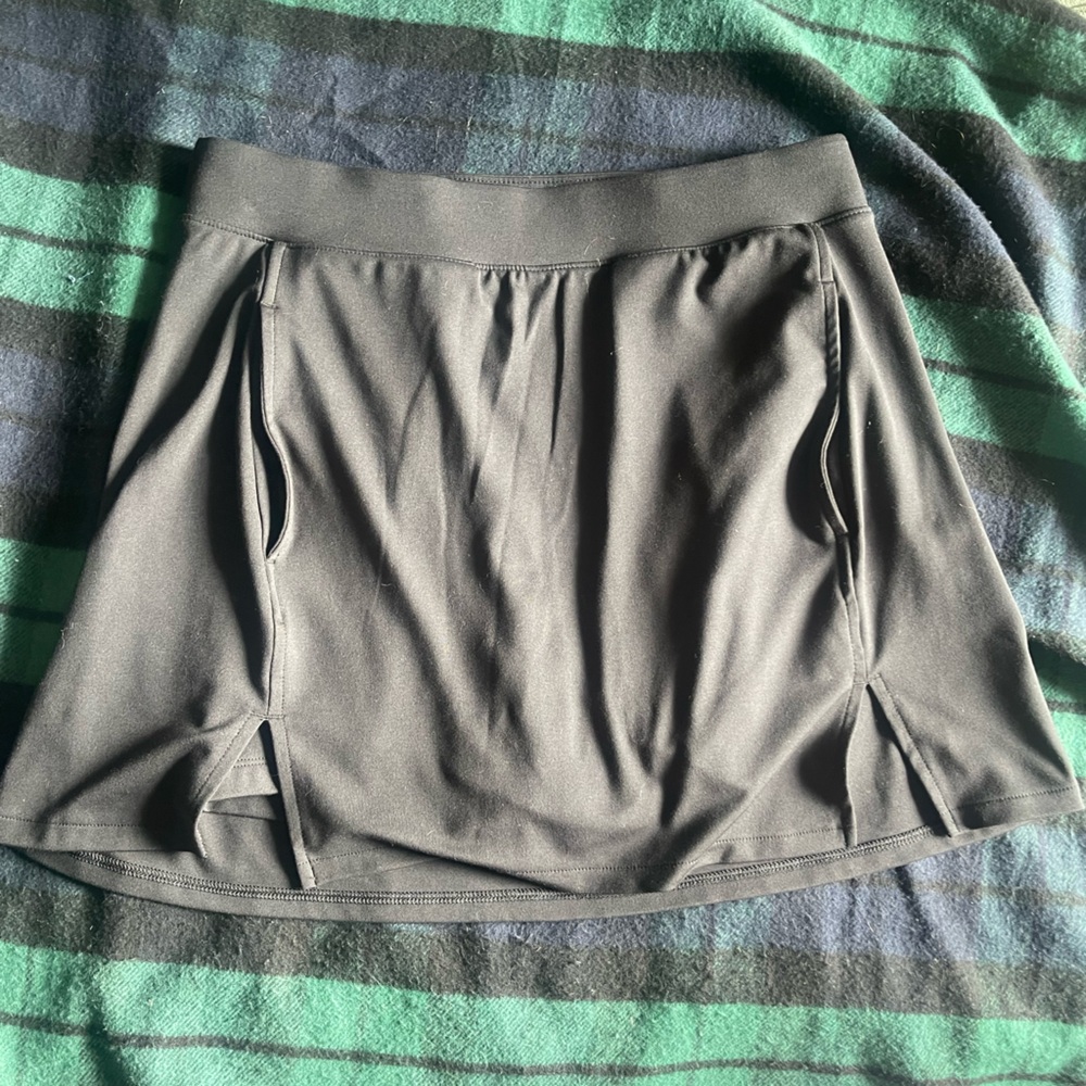 Athletic skirt